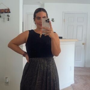 NWT Karin Stevens Black Metallic Pleated Cocktail Dress – New With Tags size 8